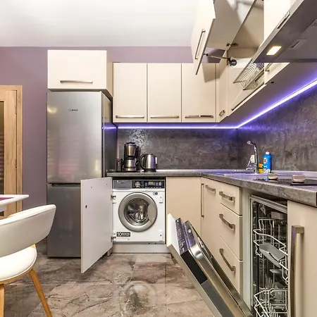 아파트 Stylish 1bd Flat With A Parking Spot By Flat Mаnager