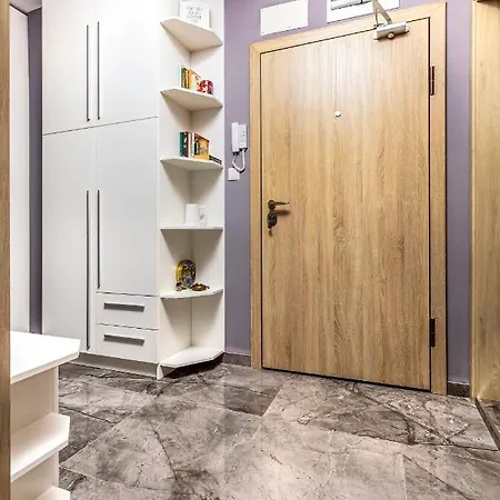 Stylish 1bd Flat With A Parking Spot By Flat Mаnager 아파트 플로브디프